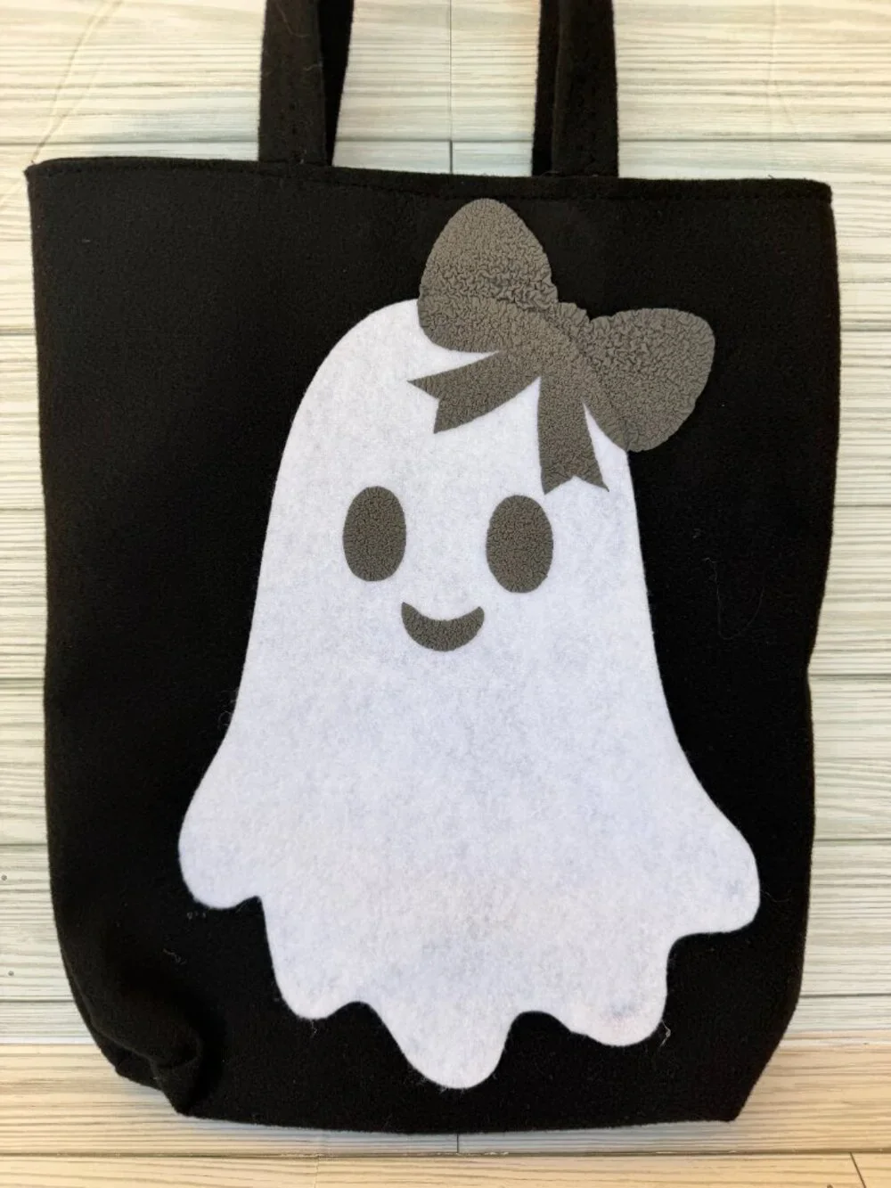 Cute Ghost Halloween Treat bag, Handmade Felt trick or treat Bag, kids Halloween